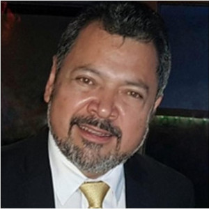 Miguel E. Velásquez